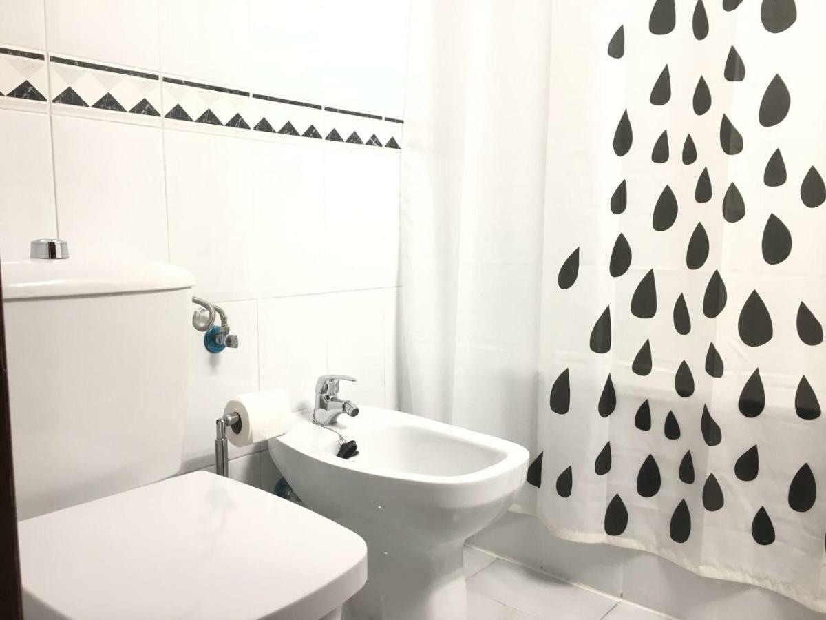 Gran Apartamento Familiar, Amigos O Trabajo マラガ エクステリア 写真
